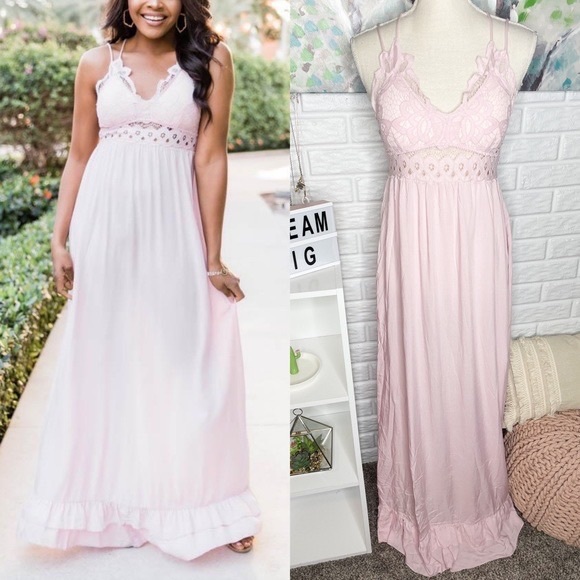Pink Lily - Blush Lace Maxi - 2X Large, Worn Once - Picture 4 of 5